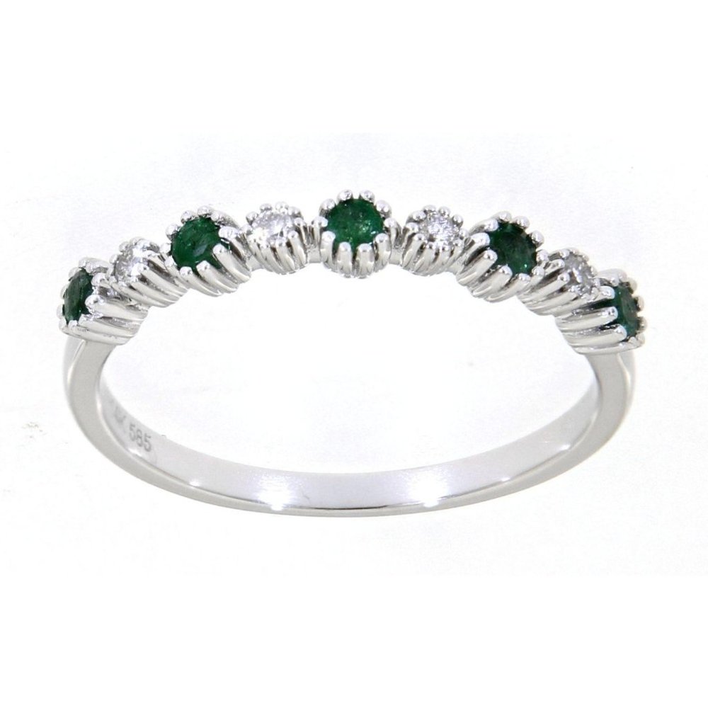 Real Diamond Daily Wear Emerald Gemstone Band
